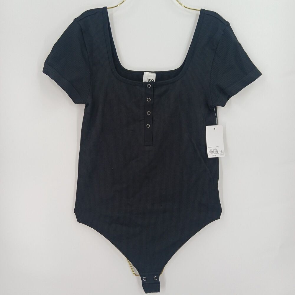 womans SO clothing Black Henley Ribbed Short Sleeve Bodysuit Size L basic